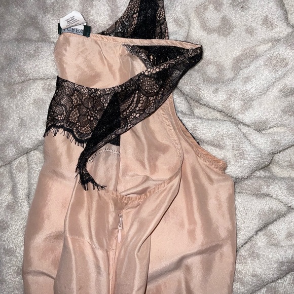 J.Crew nude black lace silk nylon tank top blouse. size 8. Cream tan - Picture 2 of 7